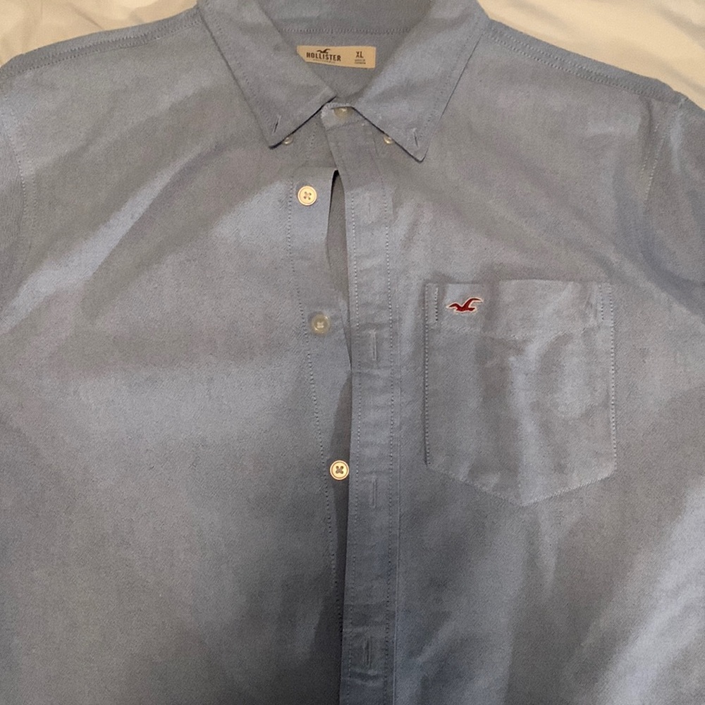 XL Hollister Button up